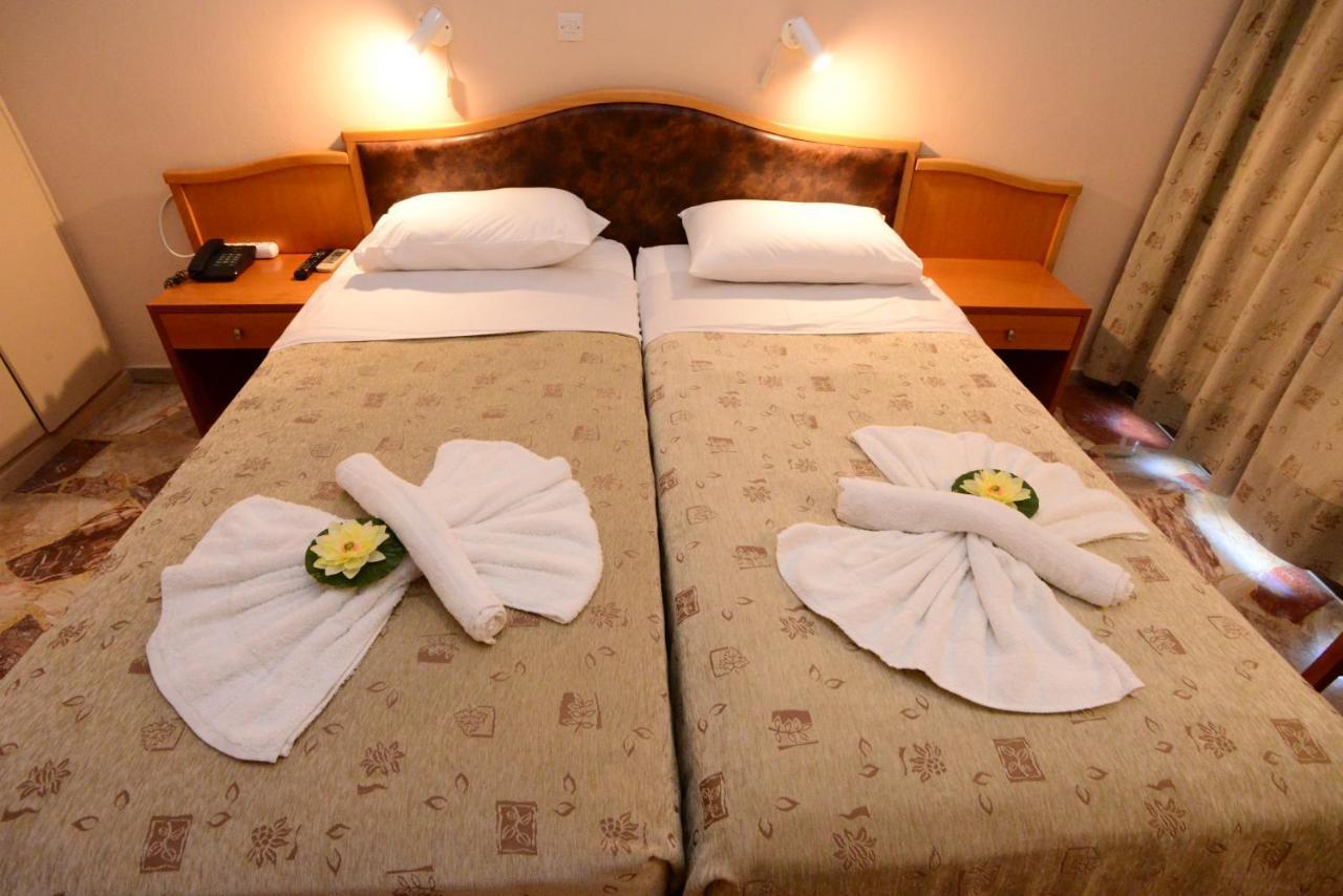 Sappho Hotel Skala Eresou Bagian luar foto