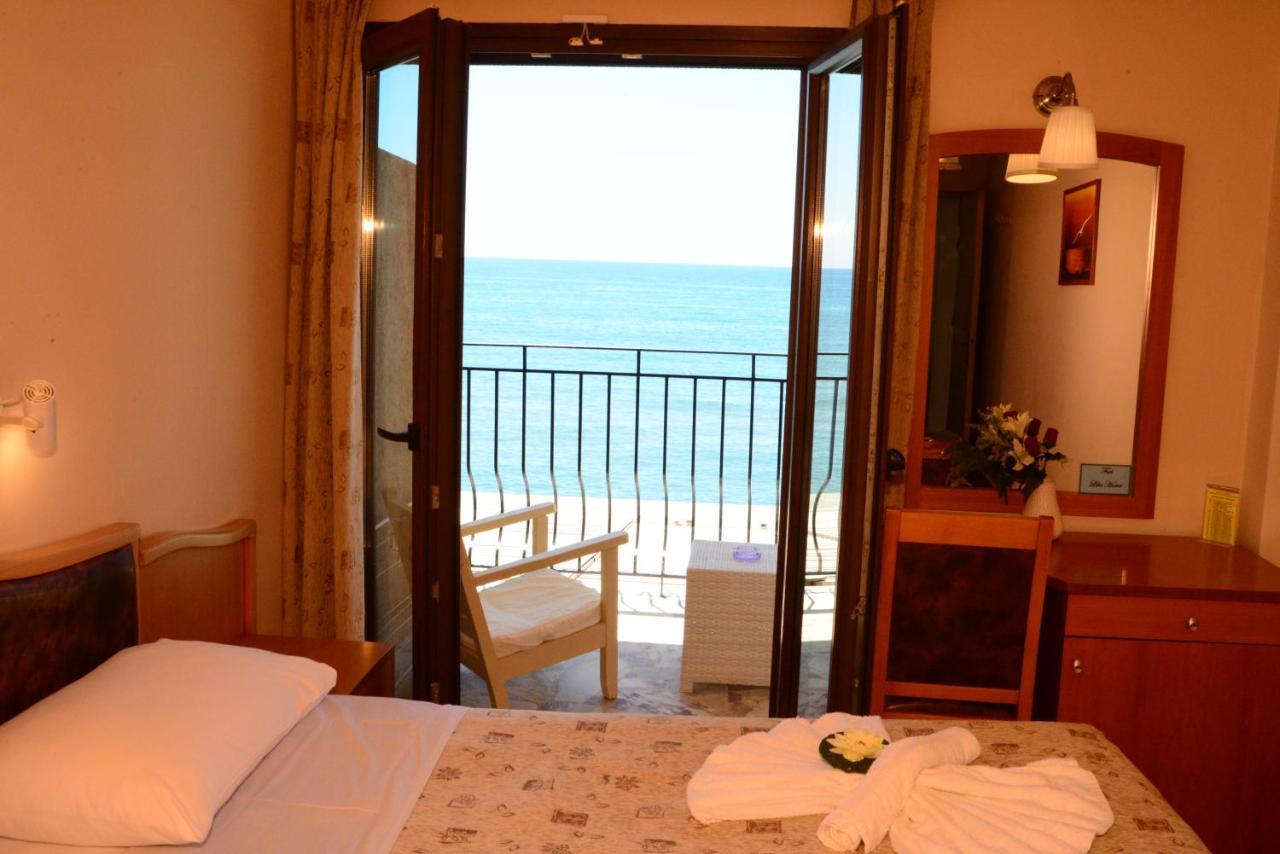 Sappho Hotel Skala Eresou Bagian luar foto