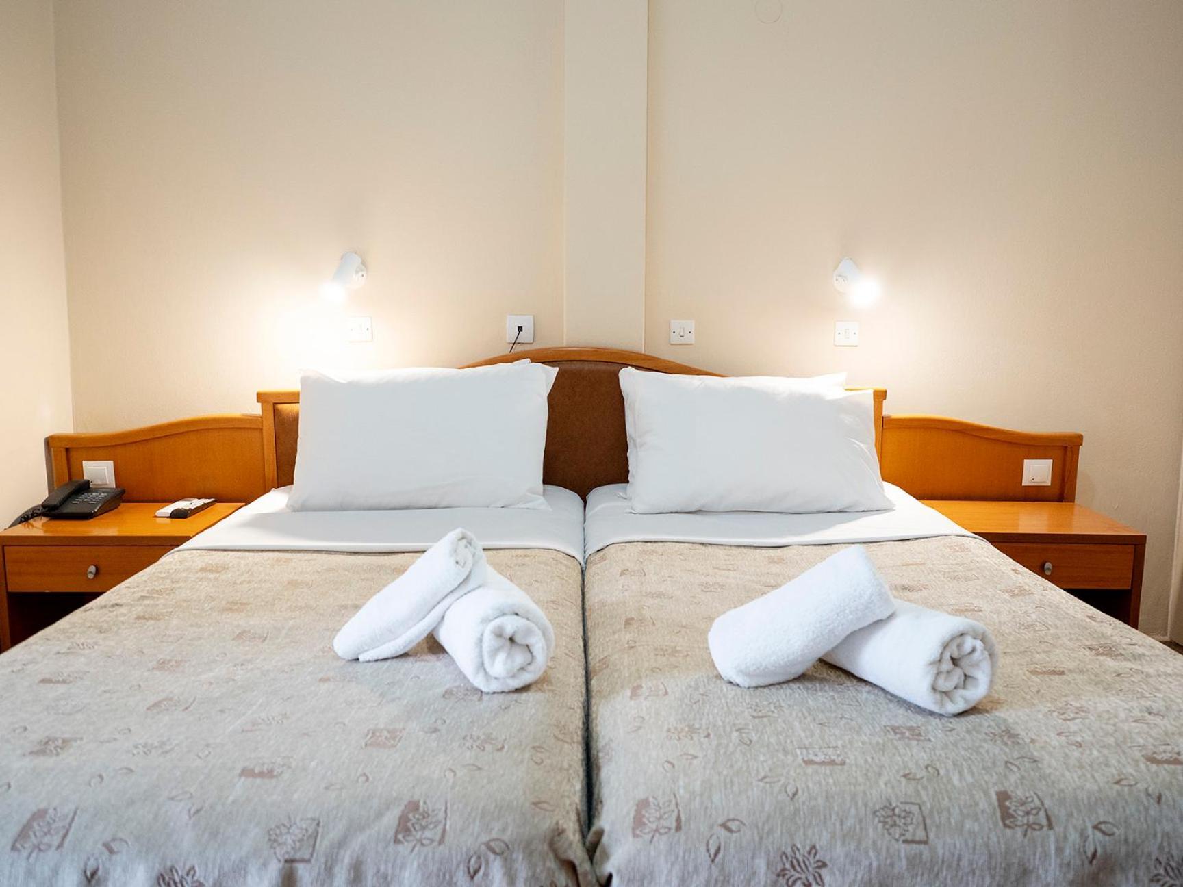 Sappho Hotel Skala Eresou Bagian luar foto